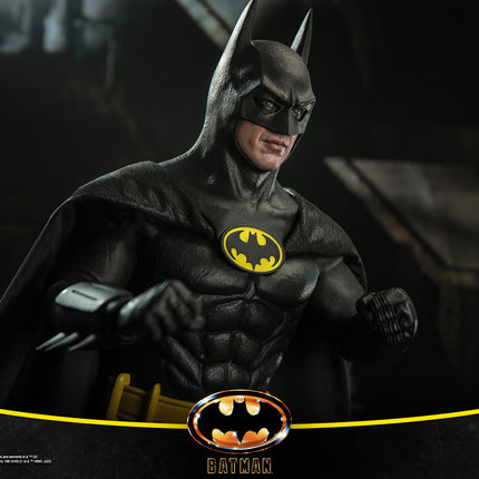 1989 Batman (Deluxe Version) Sixth Scale Figure (MMS693)