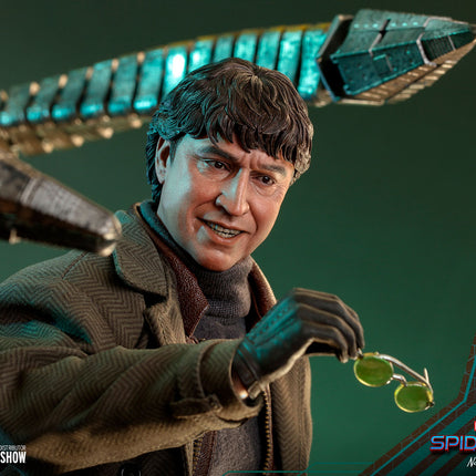 Doc Ock Sixth Scale Figure (MMS632)